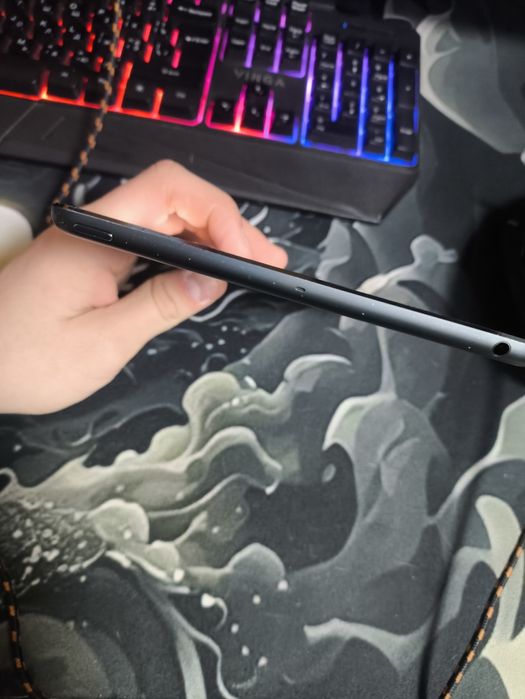 обменяю Айпад макс