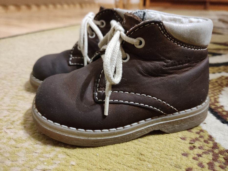 Buciki chłopięce ocieplane r.19