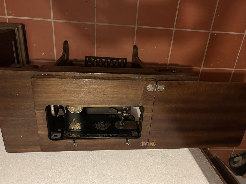 Maquina de costura singer