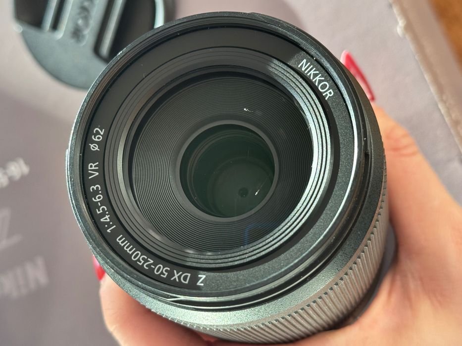 NIKON Z fc + Obiektyw 16-50mm f/3.5-6.3 Srebrny + 50-250mm f/4.5-6.3