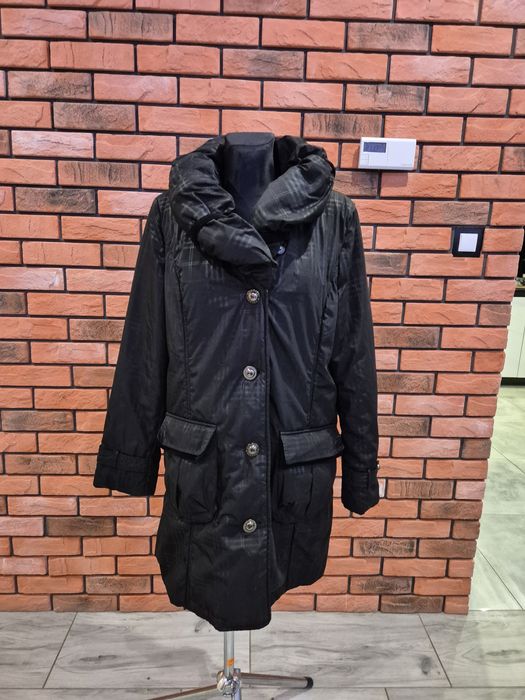 Kurtka zimowa z wysokim kołnierzem