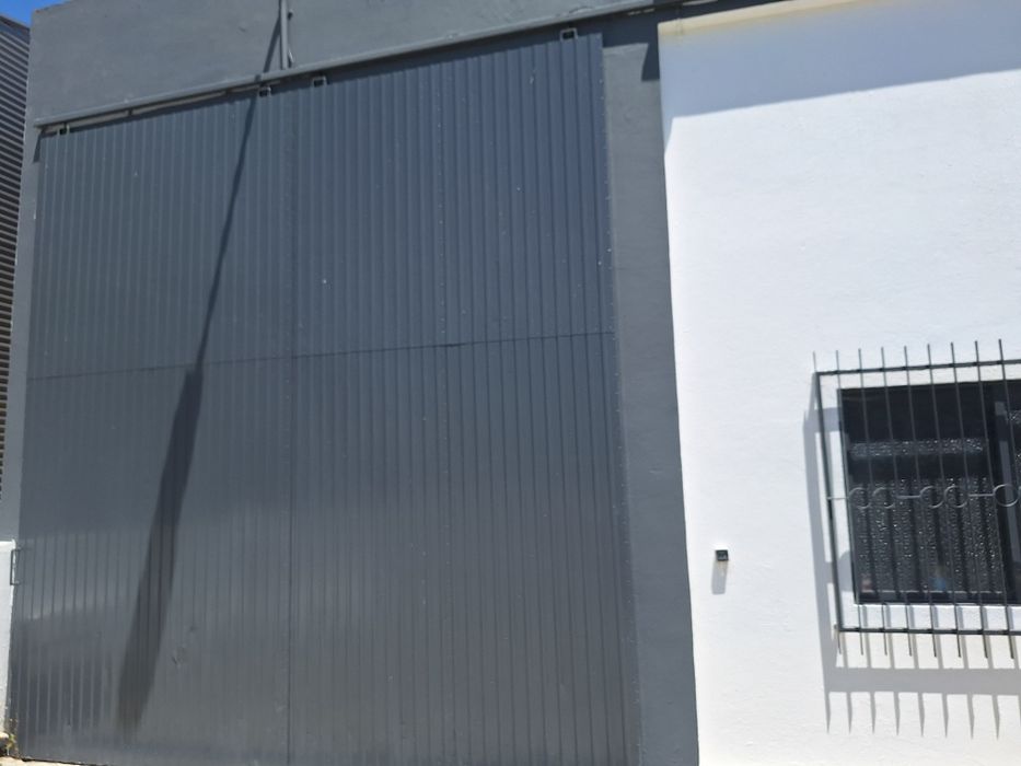 Armazém - zona de Grândola - Venda/Arrendamento