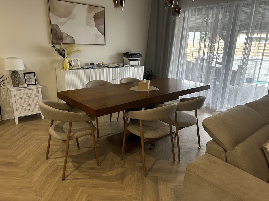 Duży rozkładany stół 170/220/270 cm