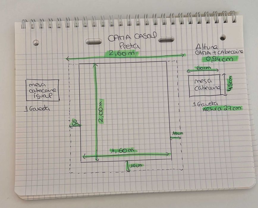 Cama de Casal preta - Madeira de boa qualidade design moderno