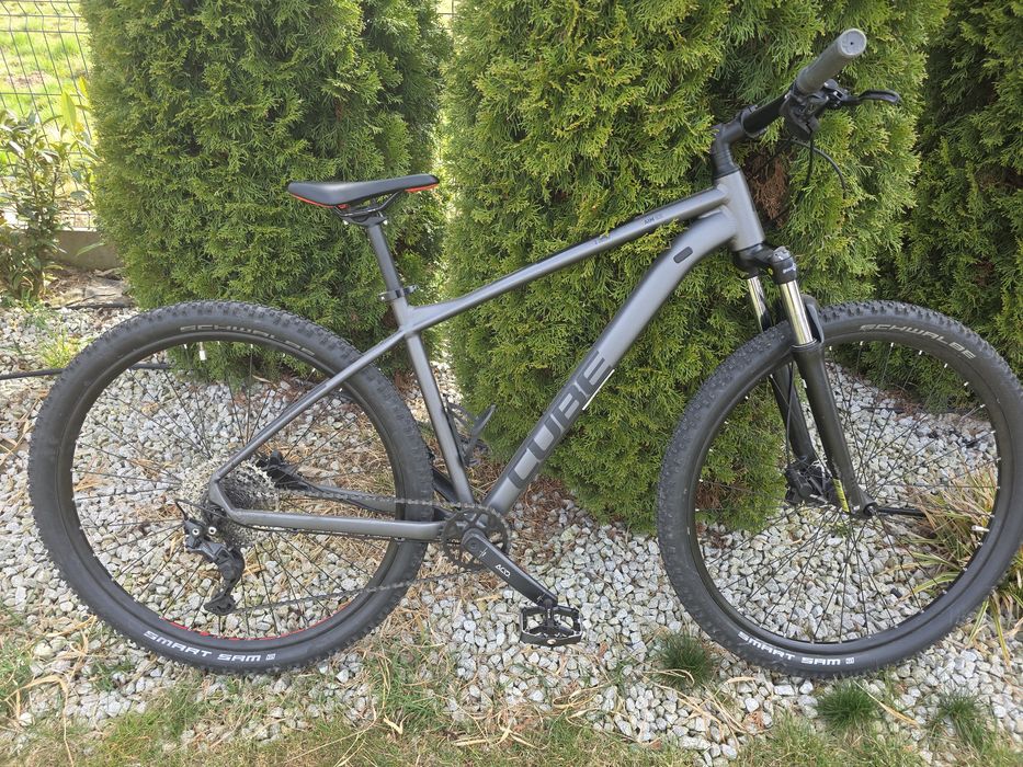 Sprzedam rower firmy CUBE AIM EX – ciemny grafit