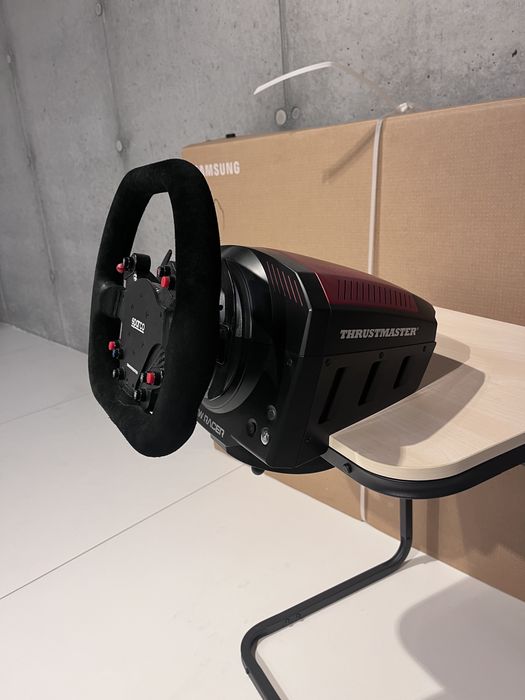 Symulator wyscigowy thrusaster x sparco