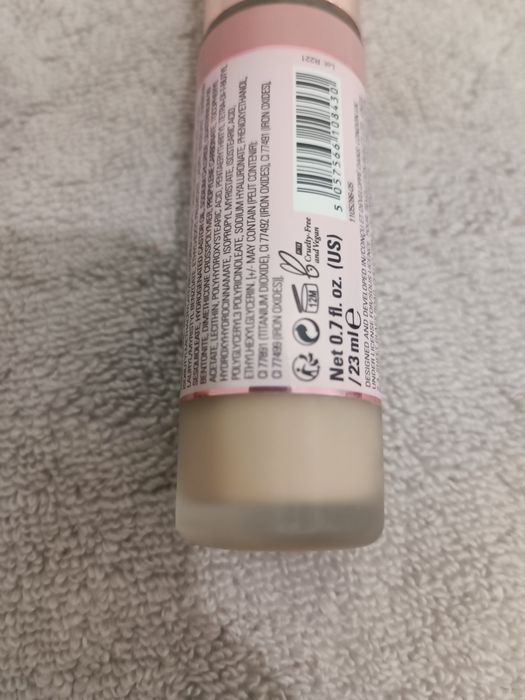Zestaw podkładów sleek cliv revolution revlon hean profusion essence
