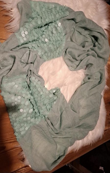 Chusta Szal miętowy cekiny L&L