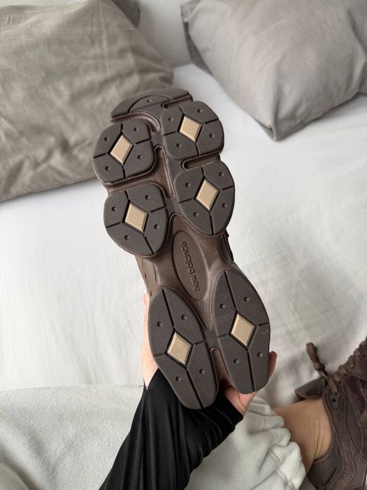 Buty New Balance 9060 Chocolate Brown