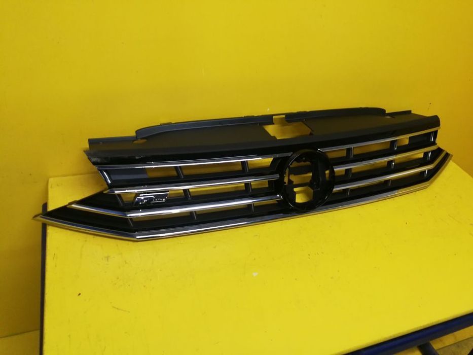 VW PASSAT B8 LIFT GRILL ATRAPA R-LINE 3G0853653K
