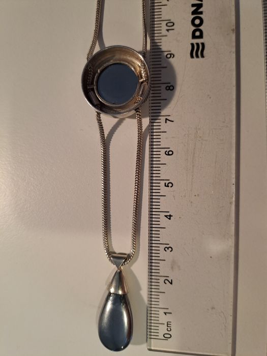 Srebrny łańcuszek z ozdobnymi elementami p.925