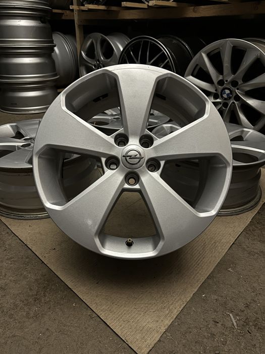 Диски R17 5x105/7J/ET38 Opel/Chevrolet/Bucik