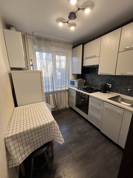 Здам подобово /погодинно 2х кімнатну квартиру на Вишеньці