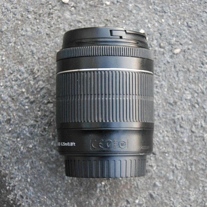 Дзеркальний кроп об'єктив Canon EF-S Lens 18-55mm 1:3.5-5.6 IS STM