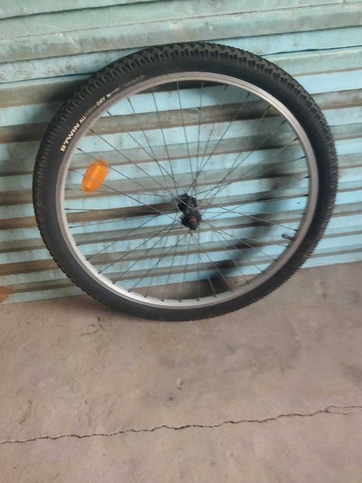 Bicicleta BTT incompleta