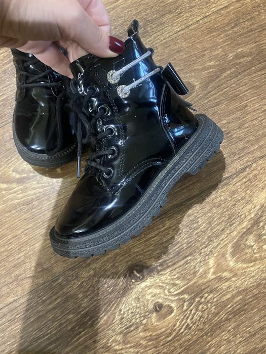 Ботинки на дівчинку в 29 р