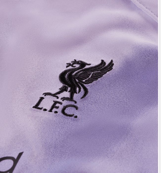 Нова дитяча  футбольна форма Ліверпуль Найк Оригінал