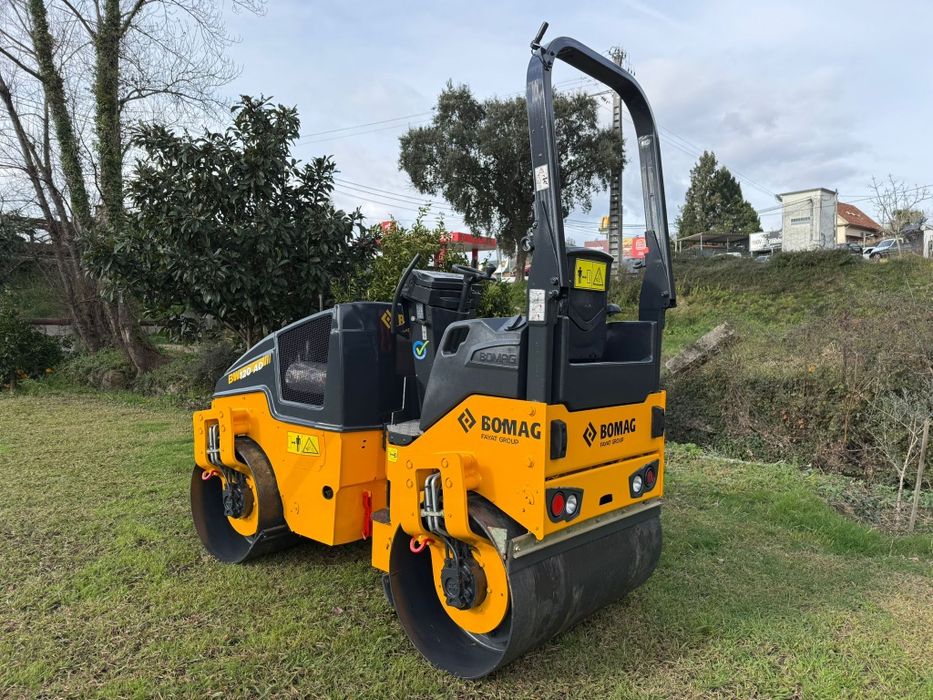 Cilindro compactador bomag