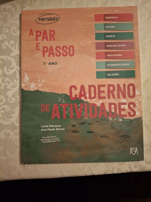 Vendo livros de atividades do 7° ano