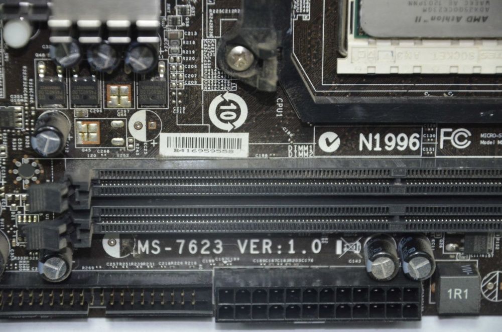 Материнская плата MSI ( 760GM-P33 ) MS-7623