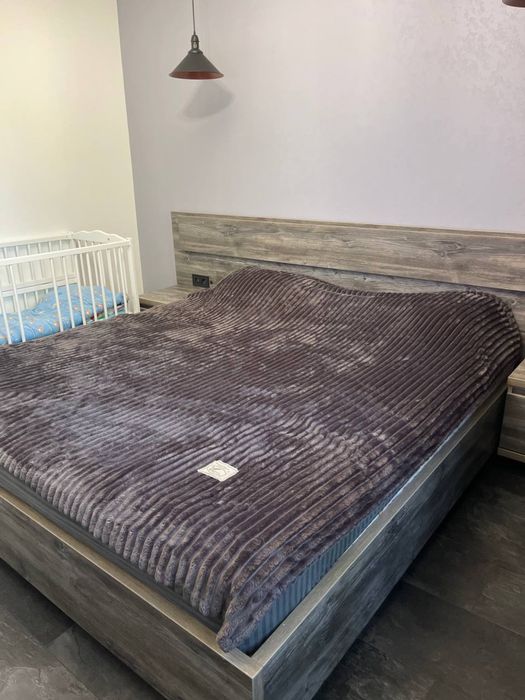 Продам 3 кімнатну квартиру Карачуни . Є- відновленя .