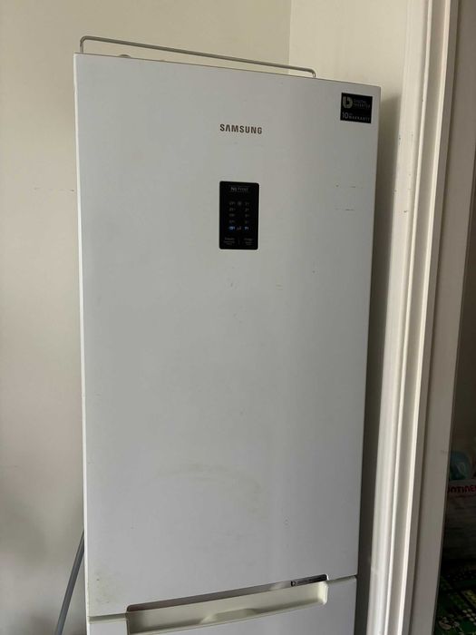 Frigorífico Samsung RB33J3205SA