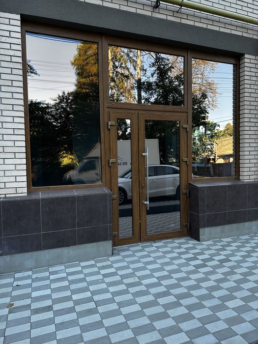 Оренда фасадного комерційного приміщення площею 150 кв.м. Ірпінь