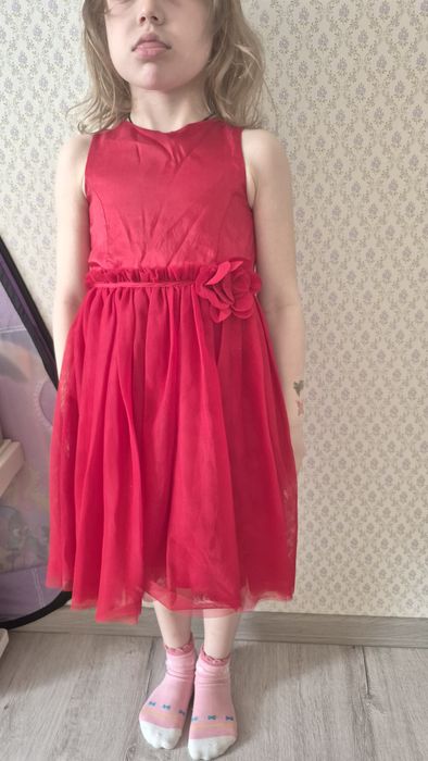 Святкова сукня для дівчинки