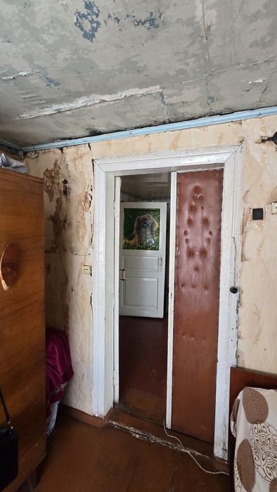 Продаж квартири в 1-поверховому будинку з присадибною ділянкою