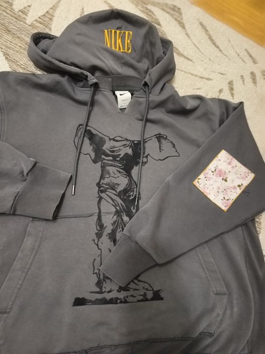 Bluza z kapturem Nike Dri-FIT Standard Issue Premium "Nike z Samotraki" – Stan Idealny, Rozmiar L (Oversize / Streetwear)