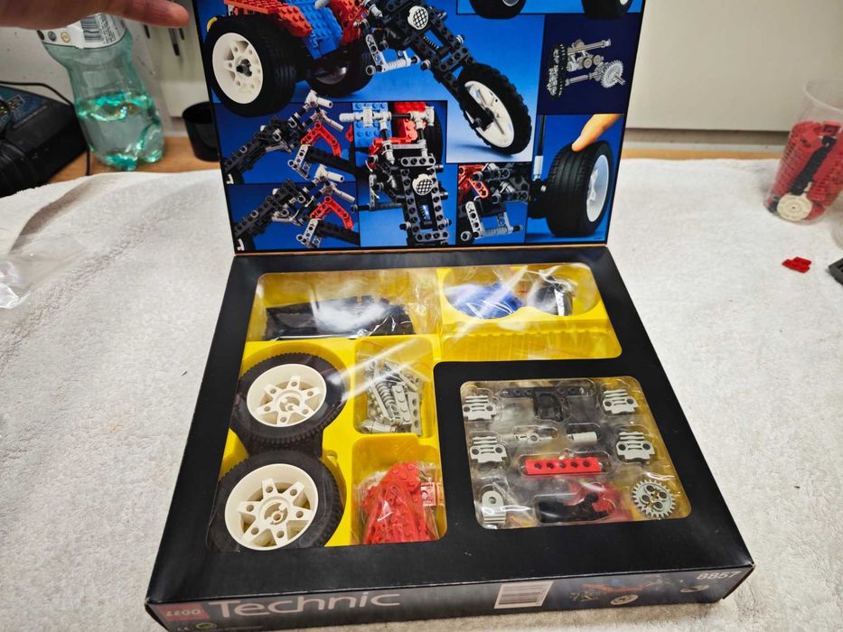 Lego Technic 8857 "Street Chopper"; 1993; [60]