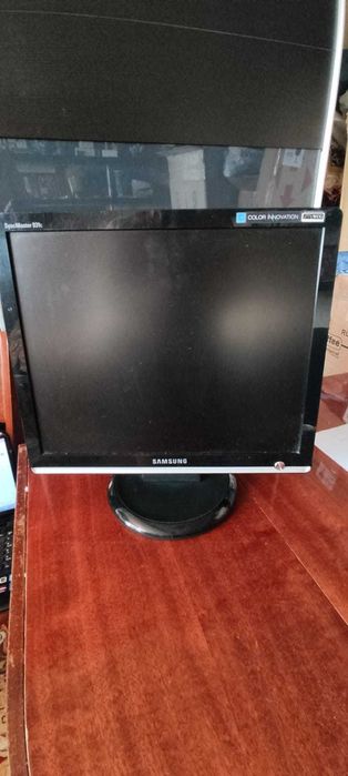 Монитор Samsung 19" SyncMaster 931с