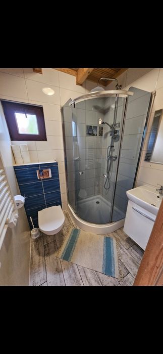Domek  6 - 8 osobowy nad morzem, 100 m do plaży, jacuzzi. Rewa koło Gdyni