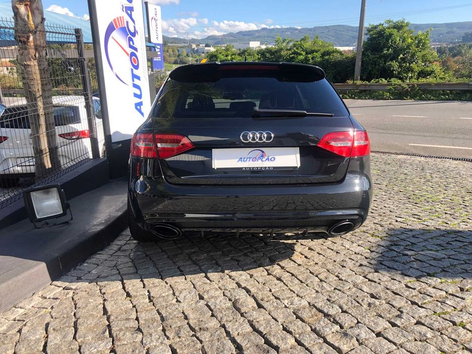 Audi A4 Avant 2.0 TDI S-LINE LOOK RS4