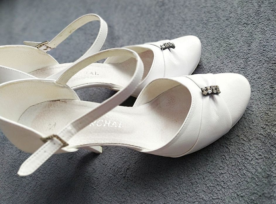 Obuwie ślubne białe rozm. 37