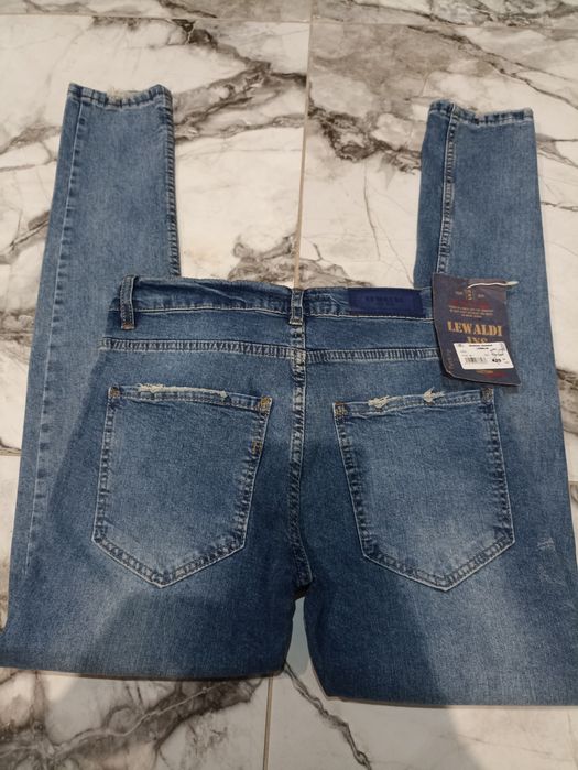 Джинси Lewaldi ,Turkey