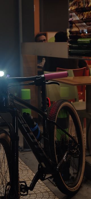 Scott scale 930 carbono tamanho M com 1 ano