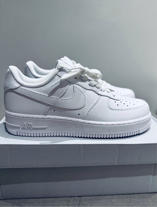 olx nike air force 1