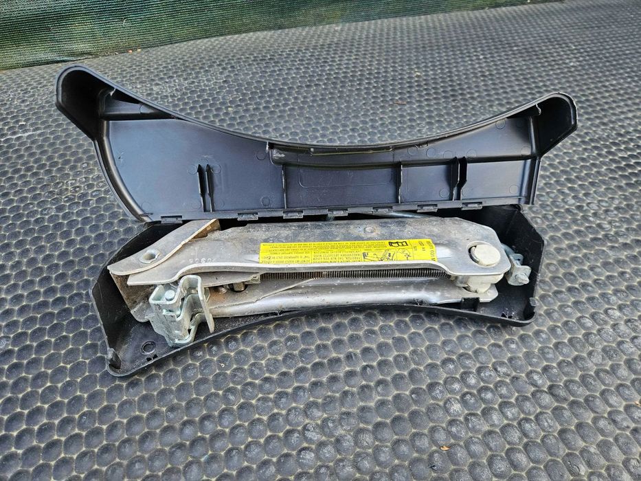 Lewarek 8E0011031 Podnosnik Etui Obudowa Komplet Audi A4 B6 B7