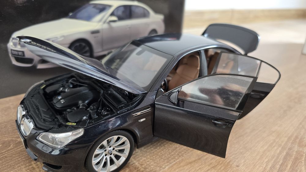 Bmw m5 e60 kyosho 1/18 norev minichamps Otto autoart ottomobile