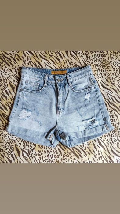 Джинсові шорти жіночі