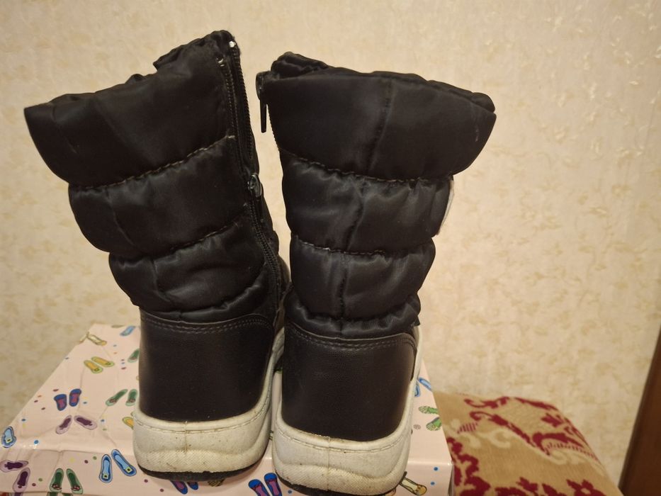 сапоги, ботинки  33 размер