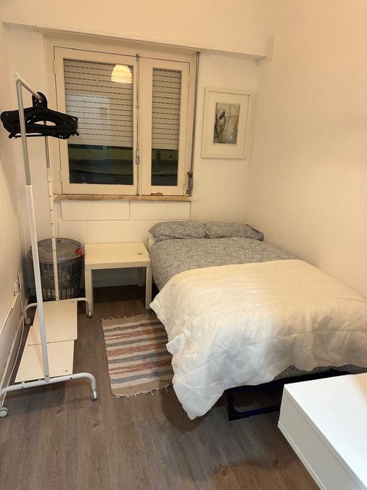 Arrenda quarto disponivel p dezembro