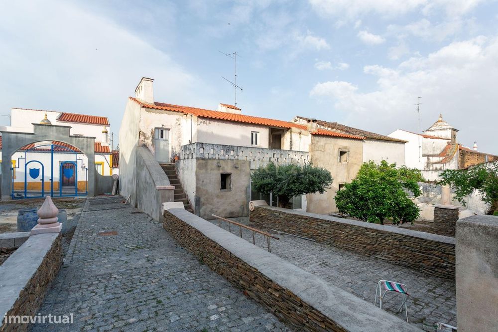 Oportunidade Única de Investimento em Mourão – Alentejo, Portugal