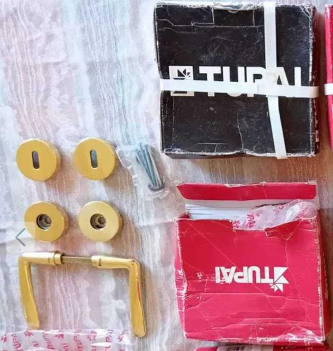 Puxador de porta  TUPAI LATÃO POLIDO