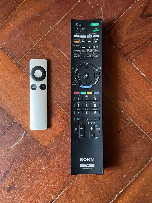 RAM, Monitor, Comando TV, Teclado, Placa Som/TV, Leitor CD, Peças PC