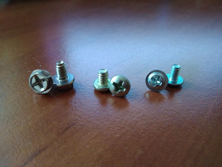 компьютерные винты и стойки / бонки