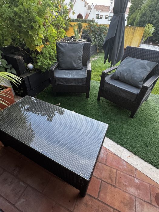 Conjunto de moveis de jardim