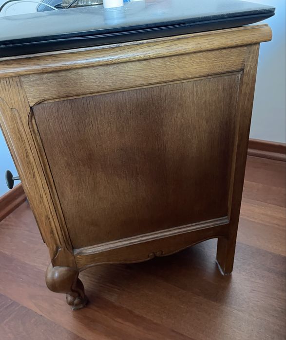 Piękne, stylowe szafki nocne