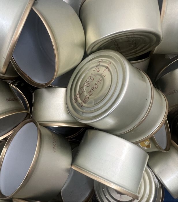 Банки для окопних свічок металеві